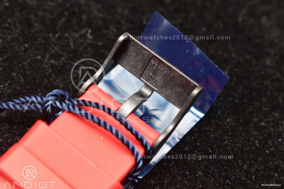 Pro Endurance SmoothTexture OF Breilting Factory 44mm 921 0210